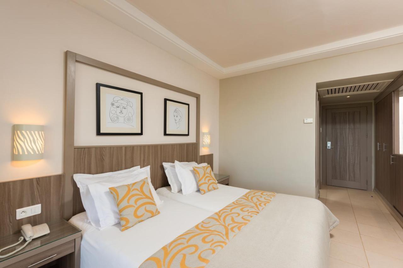 מלון Taguermess Iberostar Waves Mehari Djerba מראה חיצוני תמונה